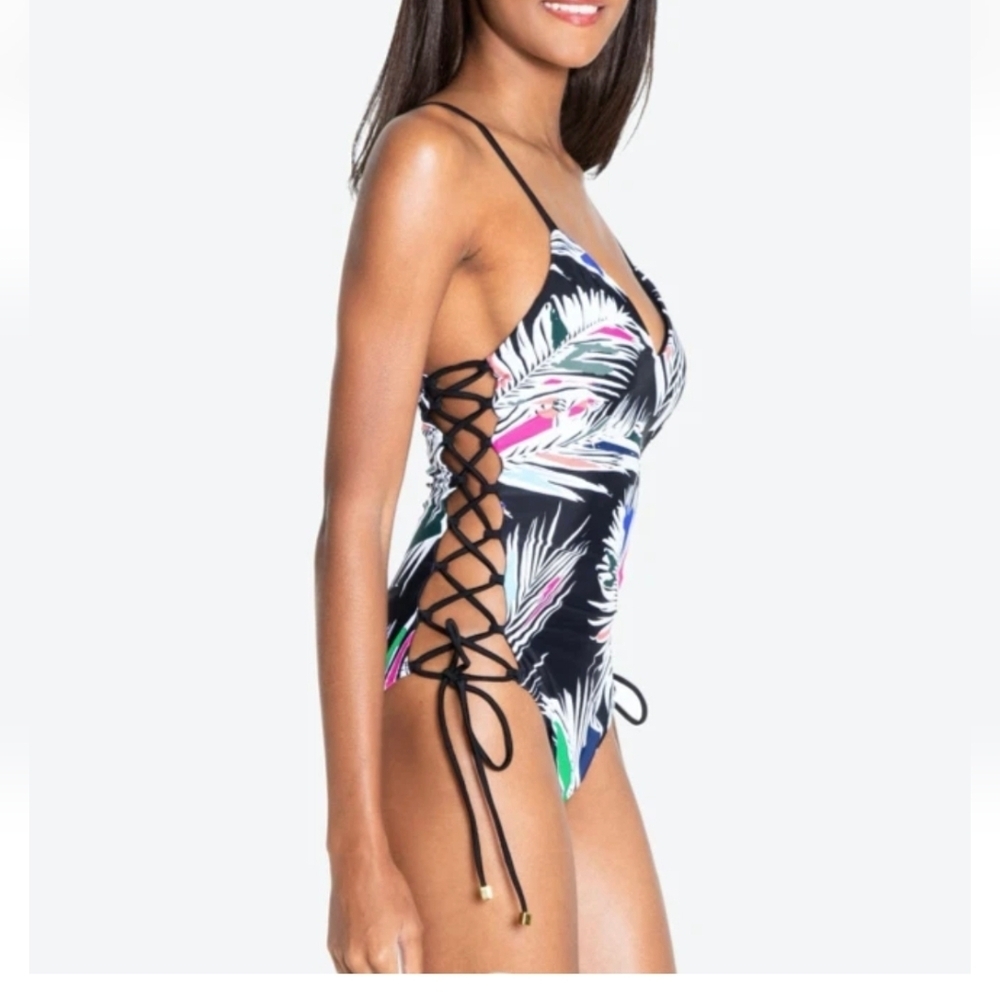 RACHEL RACHEL ROY Graphic Palm Print One Piece Swimsuit NWT Size Medium Tropical